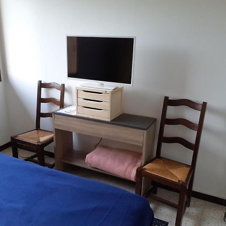 Chambre B2 Dans Un Appartement En Colocation Marseille Extérieur photo
