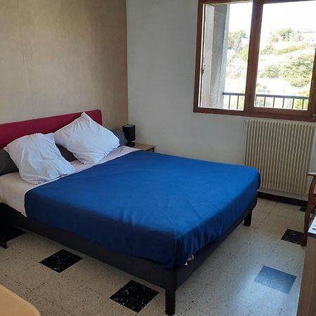 Chambre B2 Dans Un Appartement En Colocation Marseille Chambre photo